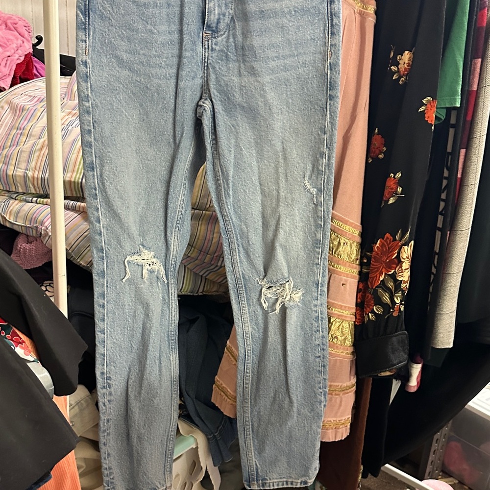 Zara Women's Straight Leg Jeans in Light Blue - Picture 3 of 6